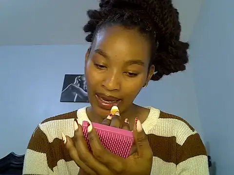 Snapshot of cute-alexis chatting on 24, 5, 2026 cute-alexis online show from 24, 5, 2026