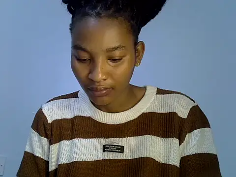Snapshot of cute-alexis chatting on 5, 5, 2026 cute-alexis online show from 5, 5, 2026