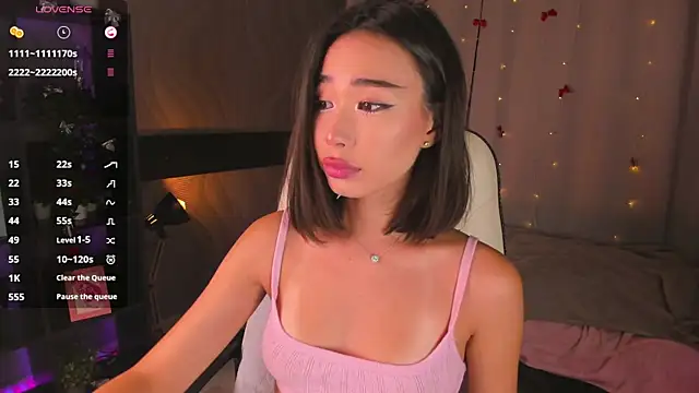 sensualily online show from 26, 4, 2026