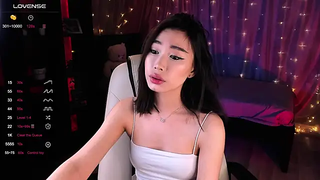 Snapshot of sensualily chatting on 12, 1, 2025 sensualily online show from 12, 1, 2025