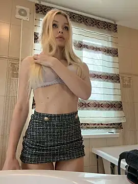 -RIVIERA- online show from 9, 4, 2026