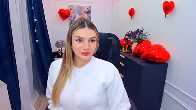 SelenaeMoore online show from 8, 2, 2026