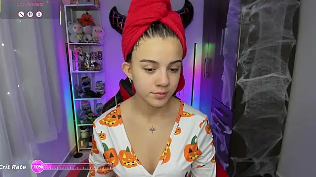 Layla castilloo online show from 1, 10, 2025