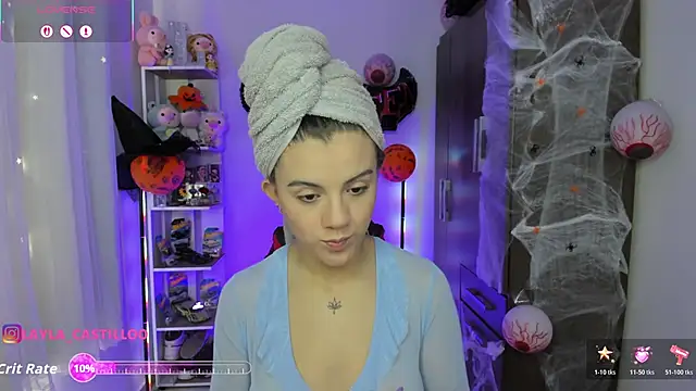 Layla castilloo online show from 24, 10, 2025