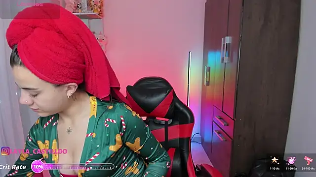 Layla castilloo online show from 9, 11, 2025