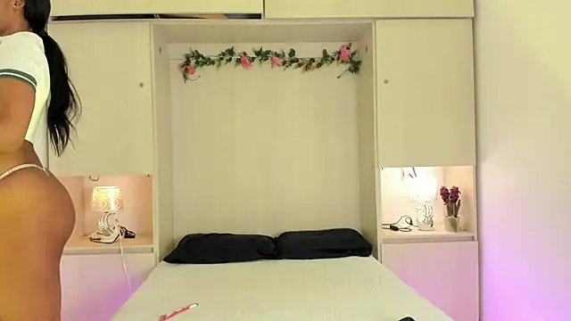 KendallRosse1 online show from 19, 12, 2025