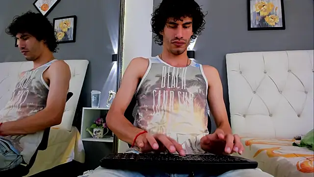 Elias Snow  online show from 27, 9, 2025