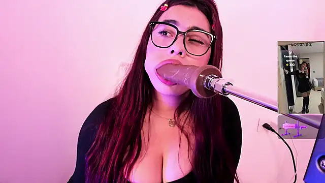 Danna adams01 online show from 11, 2, 2026