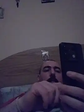 Snapshot of Maryo0001 chatting on 15, 11, 2025 Maryo0001 online show from 15, 11, 2025