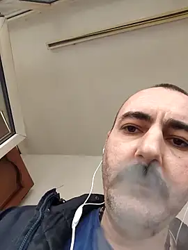 Snapshot of Maryo0001 chatting on 20, 12, 2025 Maryo0001 online show from 20, 12, 2025