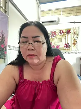 Snapshot of NDith chatting on 7, 7, 2026 NDith online show from 7, 7, 2026