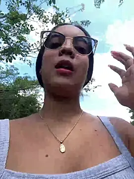 NAUGHTY LITTLE 18 online show from 19, 2, 2026