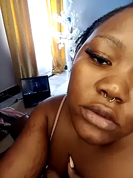 Cherriikenzie online show from 11, 11, 2025