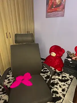 Snapshot of Cherriikenzie chatting on 27, 6, 2026 Cherriikenzie online show from 27, 6, 2026