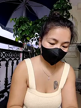 lyna bl online show from 10, 10, 2025