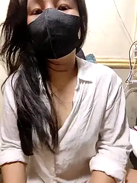 lyna bl online show from 8, 3, 2025