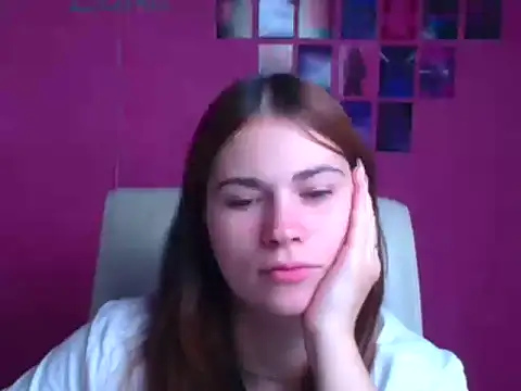 Snapshot of Loon_Amore chatting on 3, 11, 2025 Loon Amore online show from 3, 11, 2025