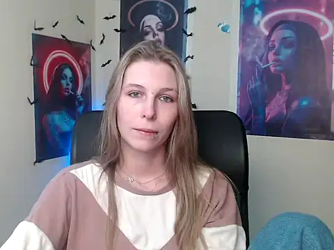 Snapshot of StrangerGi chatting on 11, 5, 2026 StrangerGi online show from 11, 5, 2026