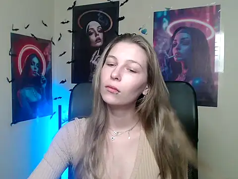 Snapshot of StrangerGi chatting on 17, 5, 2026 StrangerGi online show from 17, 5, 2026
