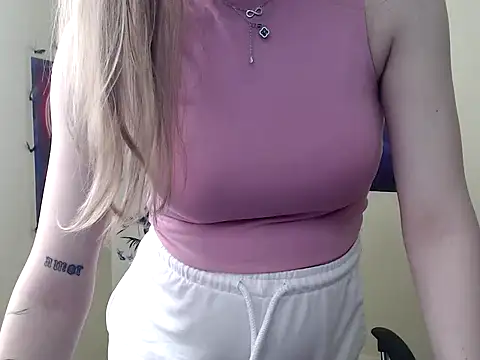 StrangerGi online show from 3, 4, 2026