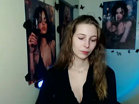 StrangerGi online show from 17, 11, 2025