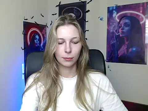 Snapshot of StrangerGi chatting on 5, 6, 2026 StrangerGi online show from 5, 6, 2026