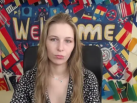 Snapshot of StrangerGi chatting on 6, 5, 2026 StrangerGi online show from 6, 5, 2026