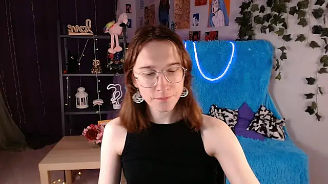 Hermione Reid online show from 19, 1, 2025