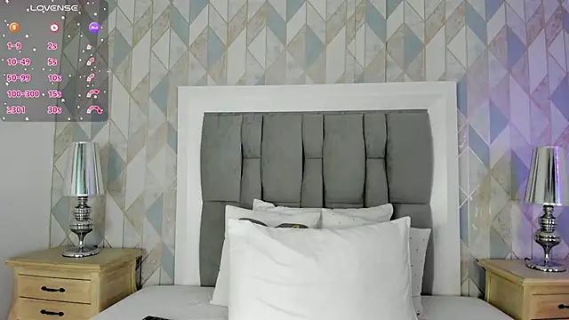 anais cooper online show from 12, 10, 2025