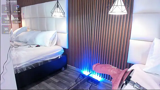 CailynBrowm online show from 13, 11, 2025