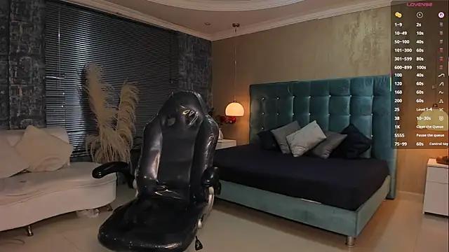 MelanieRioss online show from 11, 3, 2026