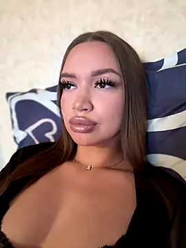 Snapshot of bunnyrich chatting on 17, 12, 2025 bunnyrich online show from 17, 12, 2025