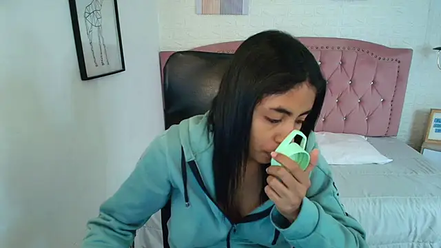 shaneelle online show from 17, 12, 2025