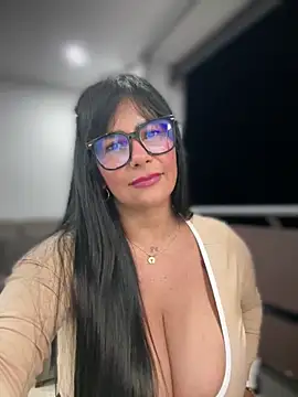 Snapshot of Saorii_kiido chatting on 11, 4, 2026 Saorii kiido online show from 11, 4, 2026