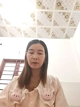 Sexy-ladyboobs20 online show from 11, 5, 2026