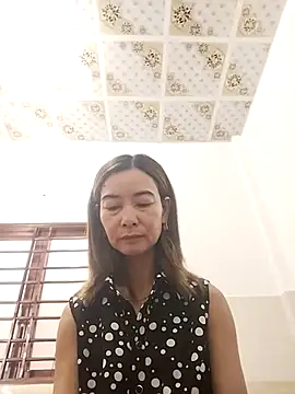Sexy-ladyboobs20 online show from 21, 12, 2025