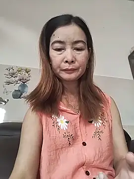 Sexy-ladyboobs20 online show from 21, 6, 2026