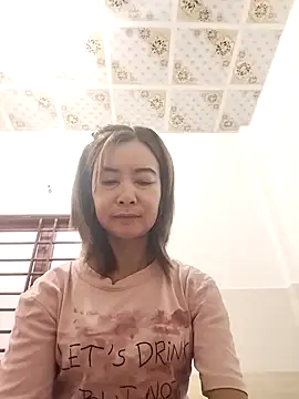 Sexy-ladyboobs20 online show from 15, 10, 2025