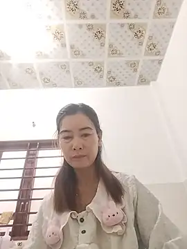 Sexy-ladyboobs20 online show from 3, 6, 2026
