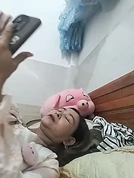 Sexy-ladyboobs20 online show from 6, 5, 2026