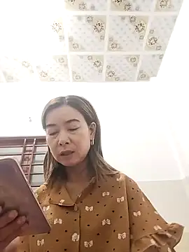 Sexy-ladyboobs20 online show from 30, 10, 2025