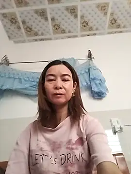 Sexy-ladyboobs20 online show from 23, 12, 2025
