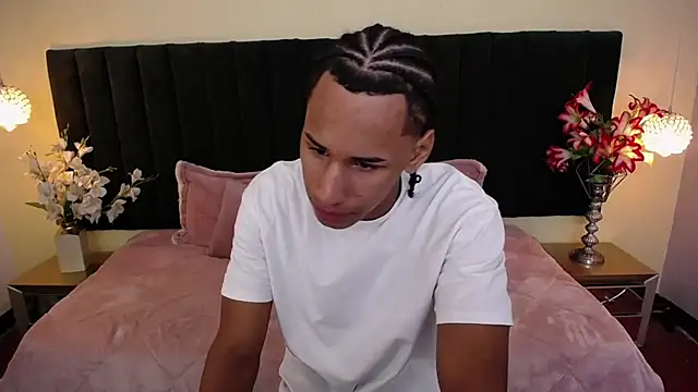 Snapshot of soft_attraction chatting on 16, 10, 2025 soft attraction online show from 16, 10, 2025