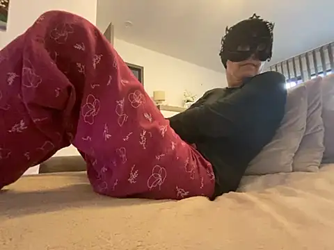 Marilou1983 online show from 26, 3, 2026