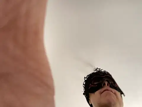 Marilou1983 online show from 5, 3, 2026