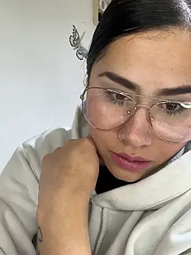 Snapshot of Sweet__Nurse1 chatting on 4, 5, 2026 Sweet Nurse1 online show from 4, 5, 2026