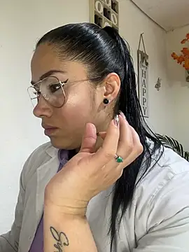 Snapshot of Sweet__Nurse1 chatting on 25, 4, 2026 Sweet Nurse1 online show from 25, 4, 2026