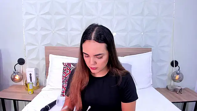 Stacey white  online show from 3, 6, 2026