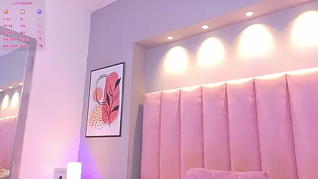 Snapshot of KeilyRoss chatting on 20, 10, 2025 KeilyRoss online show from 20, 10, 2025