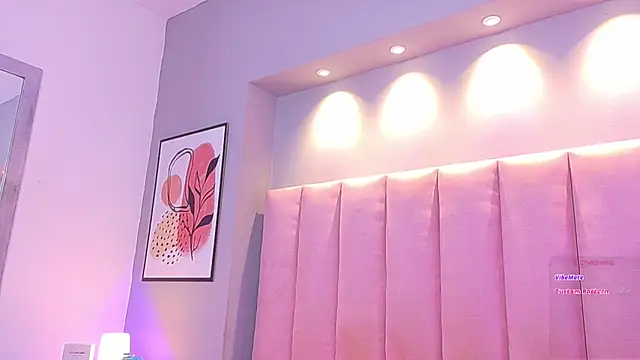 Snapshot of KeilyRoss chatting on 2, 12, 2025 KeilyRoss online show from 2, 12, 2025